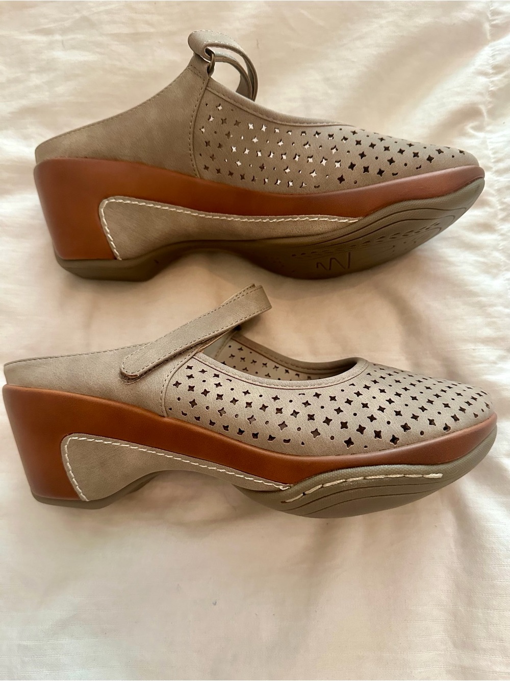 White Mountain Taupe Star-Perforated Mary Jane Clogs, New - Picture 2 of 7